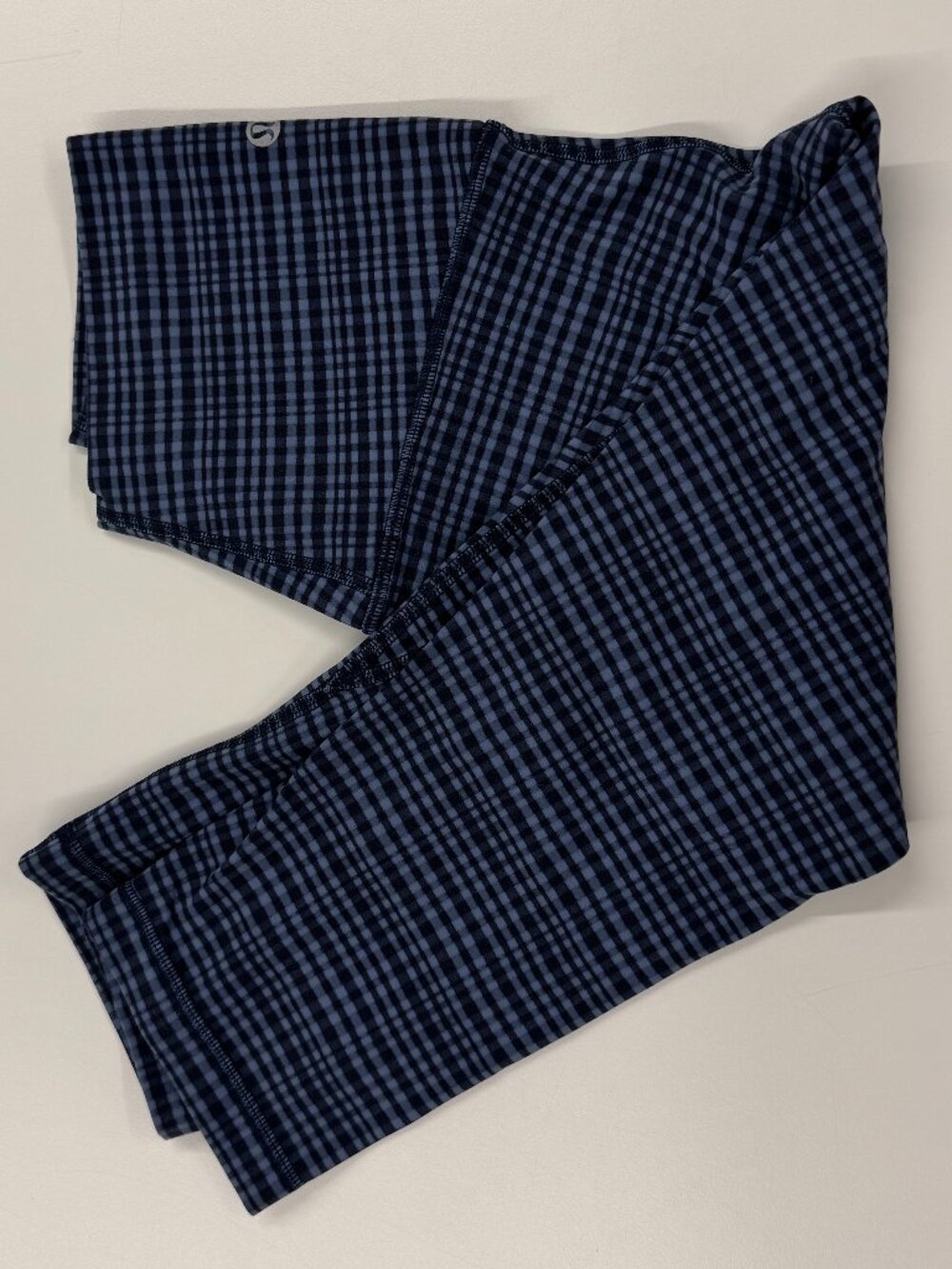 Lululemon - Align High-Rise Crop 17" Leggings: Glow Grid Washed Denim & Black, 4 - Picture 6 of 10